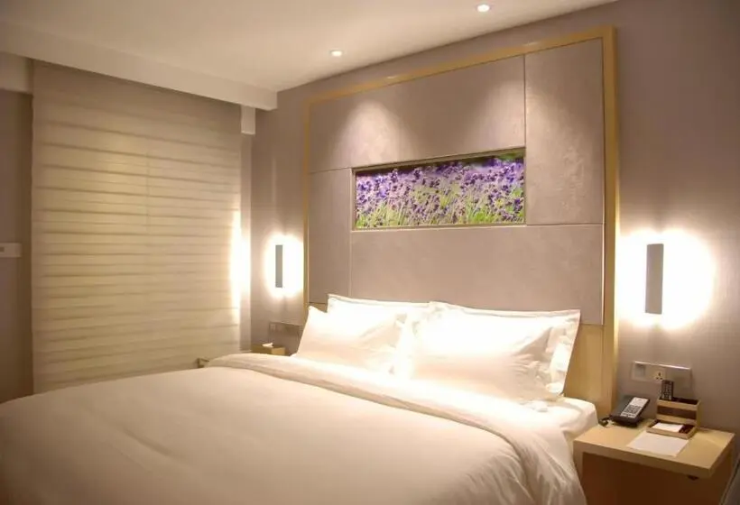 キングサイズベッドのデラックスルーム, Lavande Hotels·xian High Tech Zone West Avenue Yango