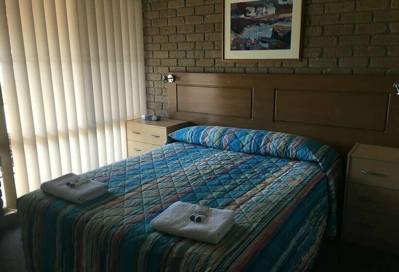 Номер Стандарт, Darling Junction Motor Inn