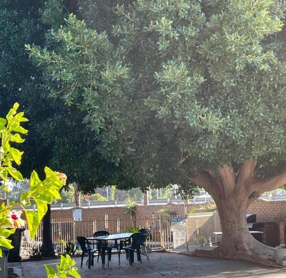 חדר אקונומי, Darling Junction Motor Inn