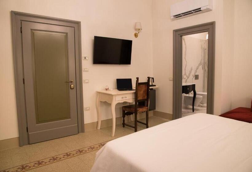 חדר דלוקס, Palazzo Illuminati