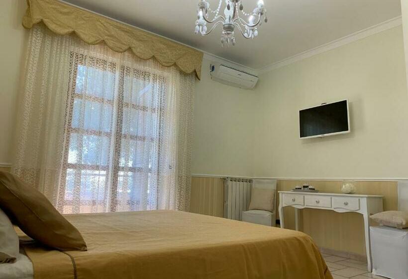 جناح جونيور مزوَّد بتراس, Peperosa B&b And Events