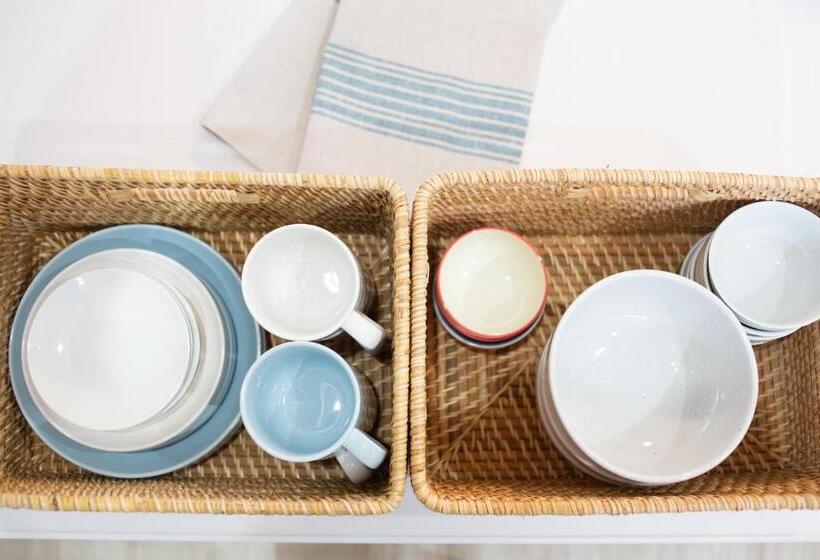 דירת חדר, Stylish House Uruma