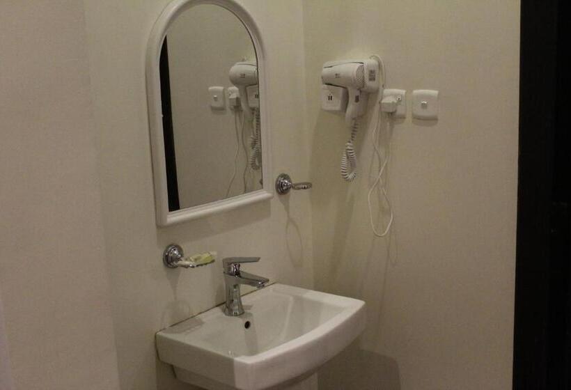 דירת שני חדרים, Laylati Al Yarmouk