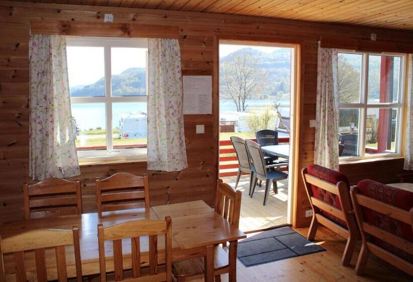 침실 1개 주택, Camp åpta