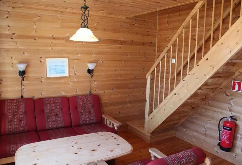 １ベッドルームハウス, Camp åpta