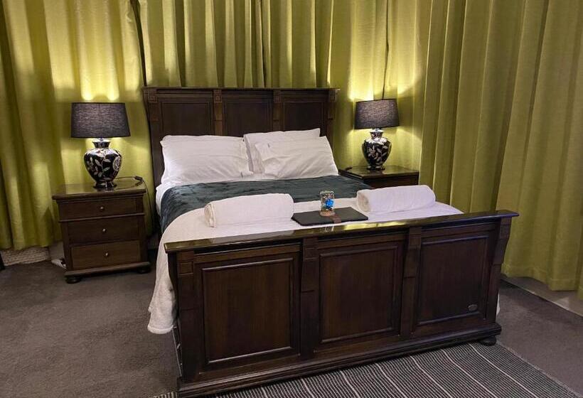 استودیوی لوکس, Freshwater Bnb