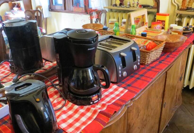 اتاق استاندارد سه نفره, Villa Elisabetta