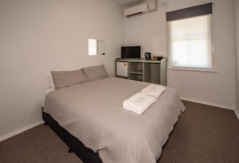 חדר סטנדרט, The Centennial Hotel Gulgong