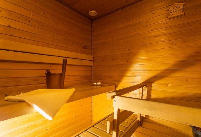 סוויטה דלוקס, Golden Circle Suites