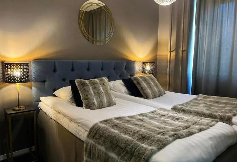 سوییت لوکس, Golden Circle Suites