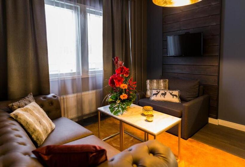 סוויטה דלוקס, Golden Circle Suites