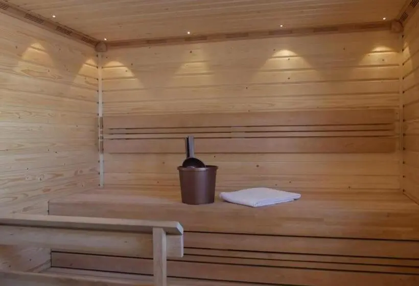 سوییت, Golden Circle Suites