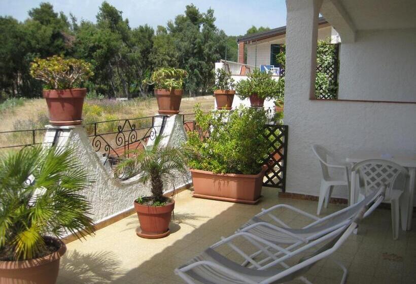 Triple Room Sea View, Albergo Villa Verde