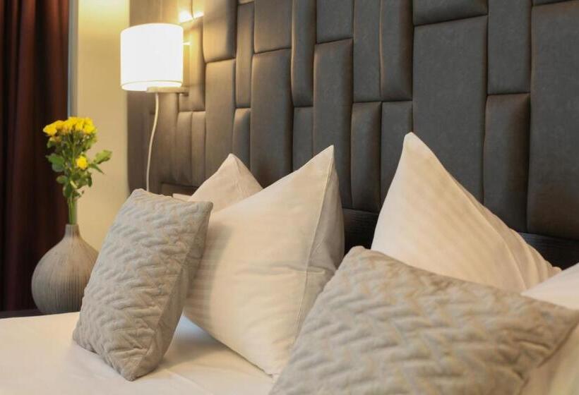 バルコニー付きシングルスタンダードルーム, Orhideea