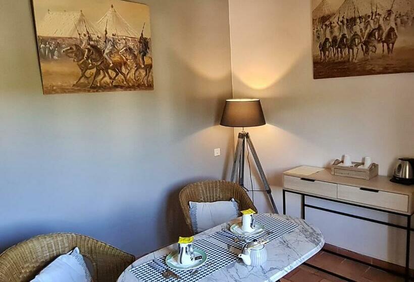 סוויטה נוף לגינה, Domaine La Condamine Crillon Le Brave