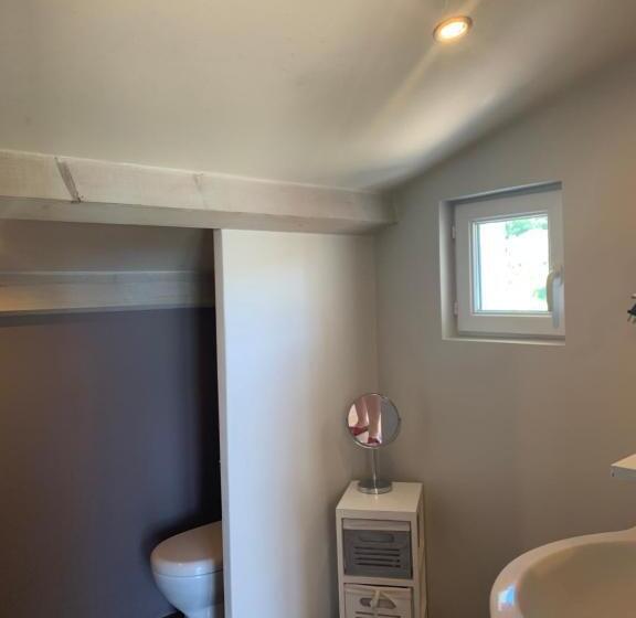 חדר סופריור עם מיטת קינג, Domaine La Condamine Crillon Le Brave