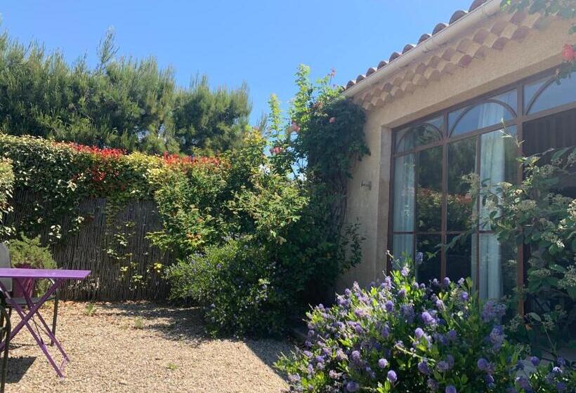 בית, חדר שינה 1, Domaine La Condamine Crillon Le Brave