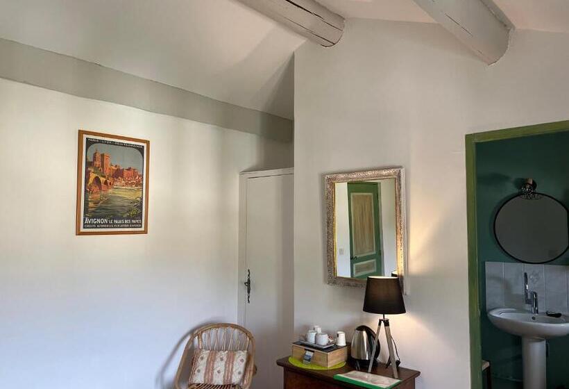 חדר סטנדרט נוף לגינה, Domaine La Condamine Crillon Le Brave