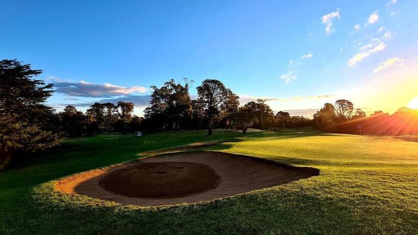 스탠다드 트리플 룸, Shepparton Golf Motel
