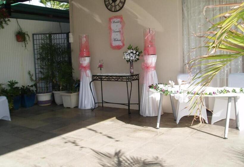 اتاق استاندارد سه نفره, A Good Rest B&b