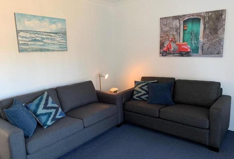 침실 2개 바다 전망 아파트, Aquarius Apartments Mollymook