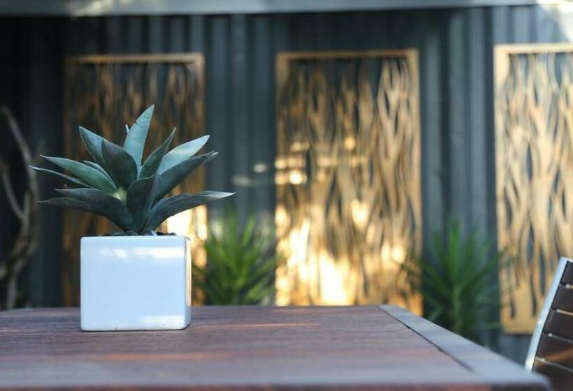 带2个卧室的公寓, Irongate Studio B&b