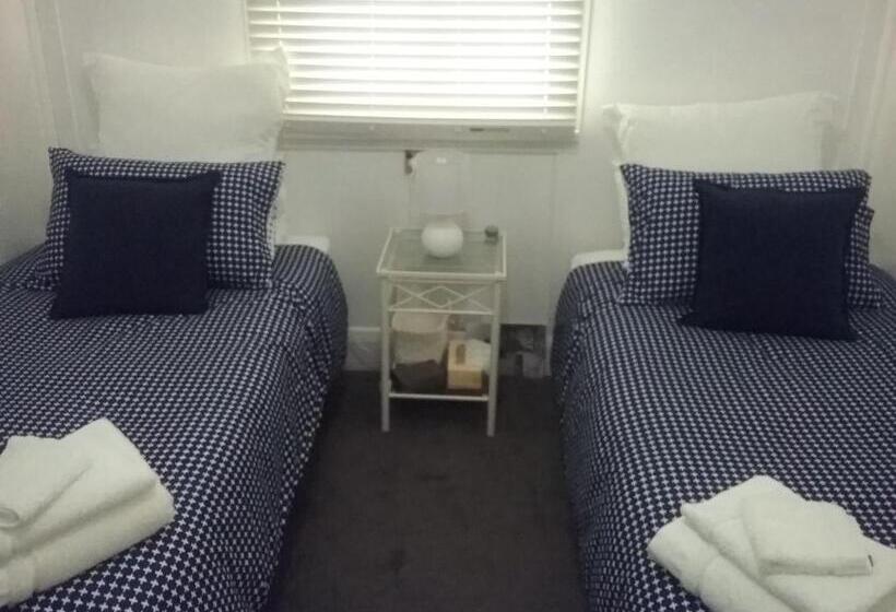 חדר בסיסי, Langley Cottage B&b