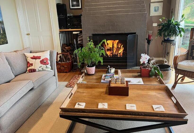 带2个卧室的套房, Llarrinda Bed & Breakfast