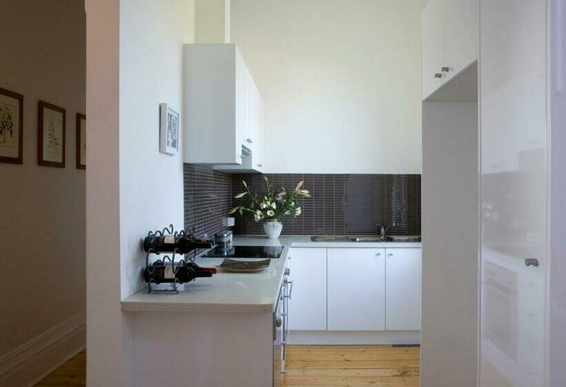 침실 1개 아파트, Mollisons