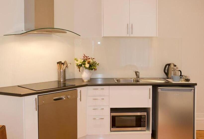 침실 1개 아파트, Mollisons