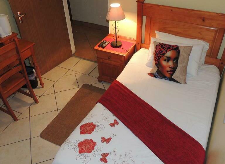 Номер Стандарт Индивидуальный, Rita S Guesthouse Cc