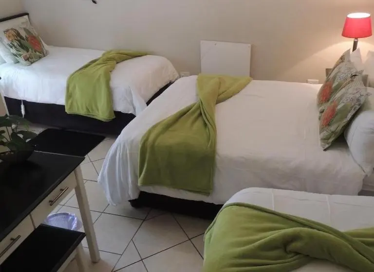 ファミリールーム, Rita S Guesthouse Cc