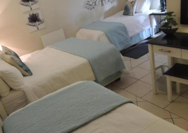 Четырехместный Номер Стандарт, Rita S Guesthouse Cc