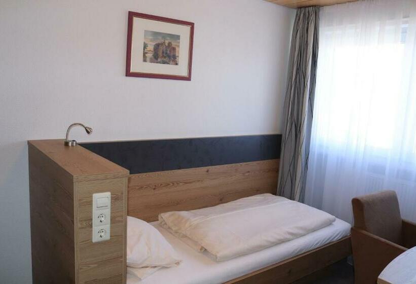 Standard Yhden Hengen Huone, Strandhaus Hagnau