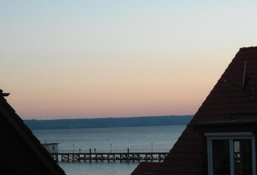 Economy-huone, Strandhaus Hagnau