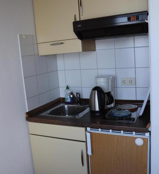 1 Bedroom Apartment Lake View, Strandhaus Hagnau