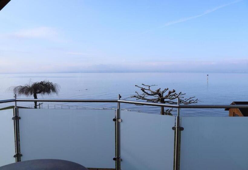 1 Bedroom Apartment Lake View, Strandhaus Hagnau