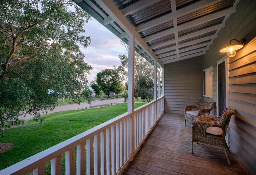 اتاق استاندارد, Goonoo Goonoo Station