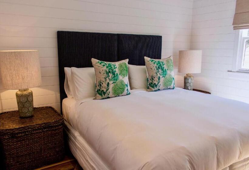 کابین, Goonoo Goonoo Station