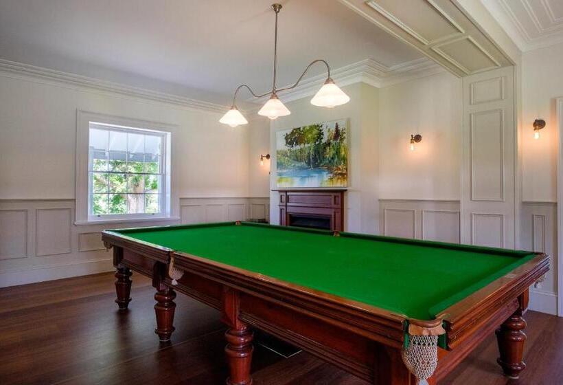 اتاق استاندارد, Goonoo Goonoo Station