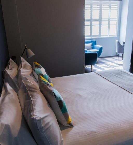 استودیو استاندارد با تخت کینگ, Canobolas