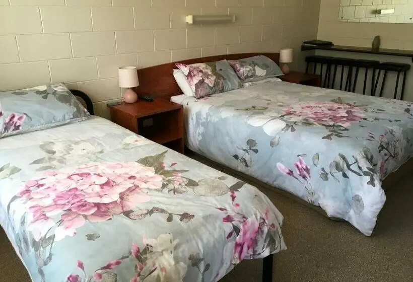 スタンダードルーム, Alpine Country Motel And Metro Roadhouse Cooma