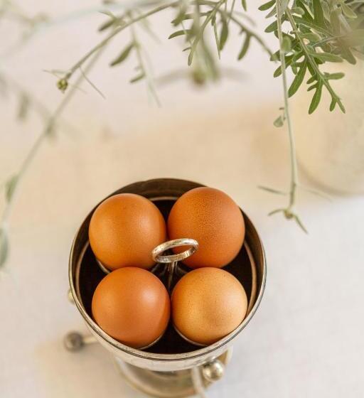 غرفة كومفورت ثلاثية, Guinea Fowl House