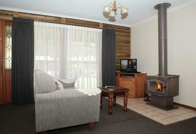 ビラホテル１ベッドルーム, Halls Gap Log Cabins