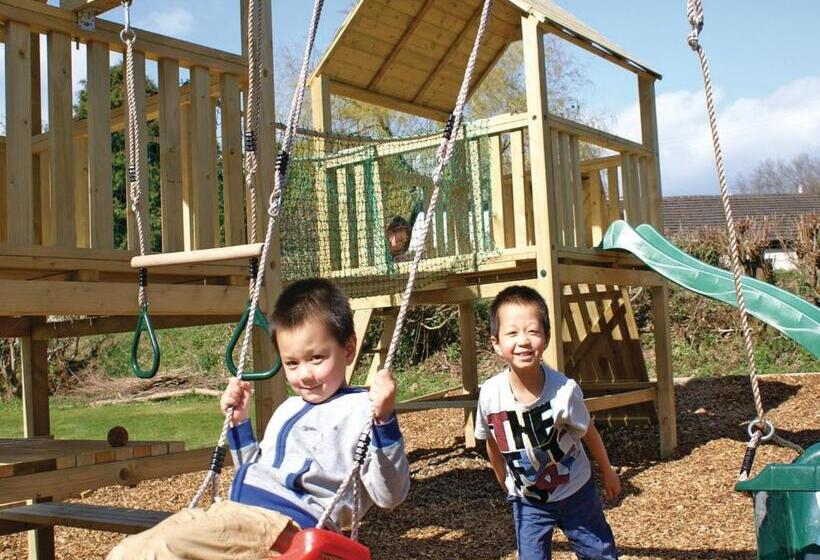 בית, 2 חדרי שינה, Notter Mill