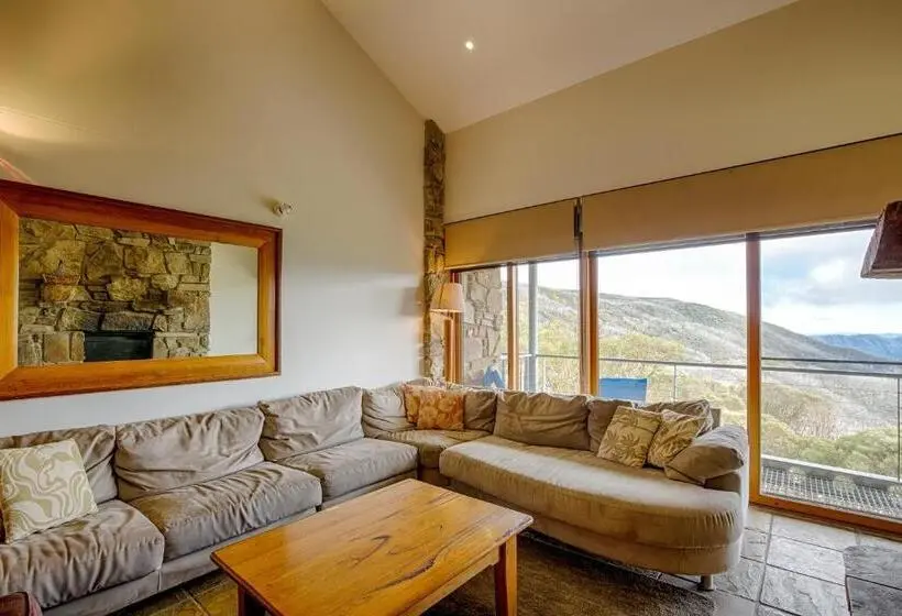 ４ベッドルームアパートメント, Alpine Woodsmoke Apartments