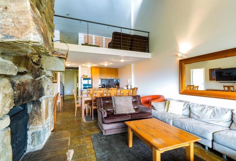 شقة 4 غرف, Alpine Woodsmoke Apartments