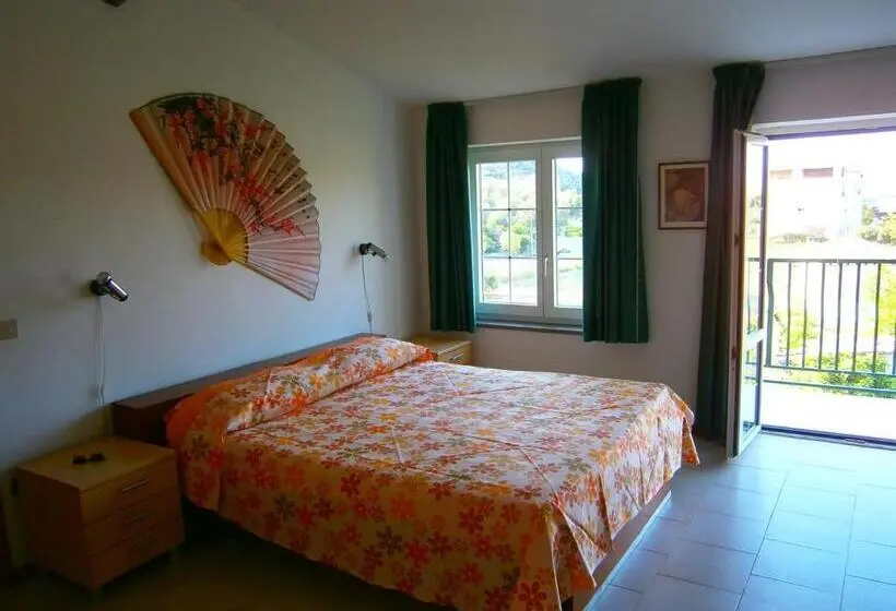 テラス付きスタンダードルーム, Bed And Breakfast L' Aranciera