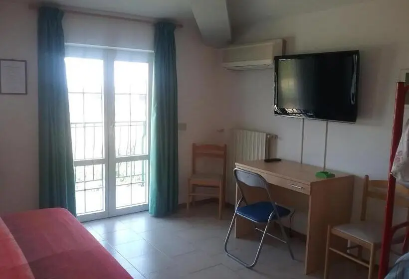 テラス付きスタンダードルーム, Bed And Breakfast L' Aranciera