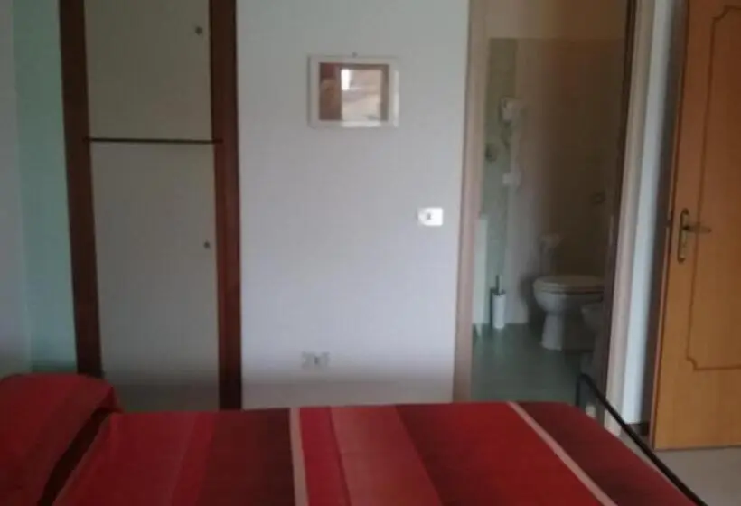 エコノミールーム, Bed And Breakfast L' Aranciera